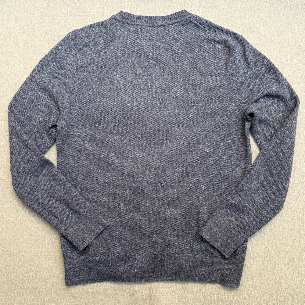 Banana Republic Heathered Gray Crewneck Sweater - Picture 3 of 6